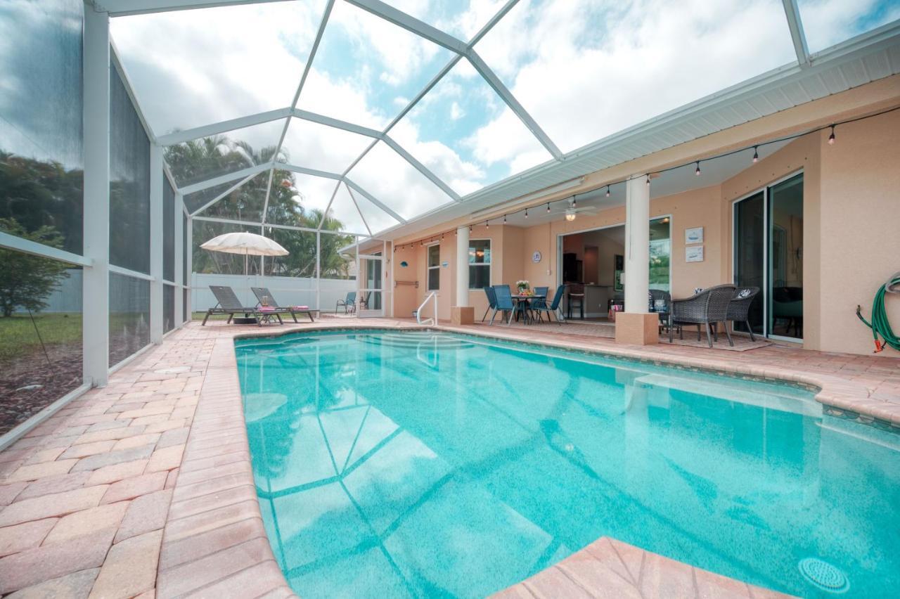 Villa Holiday Sunrise Cape Coral Exterior foto