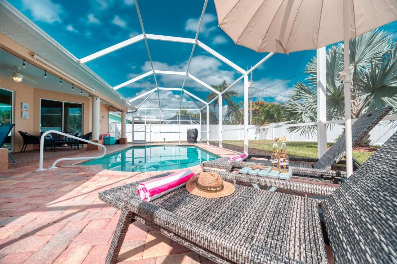Villa Holiday Sunrise Cape Coral Exterior foto